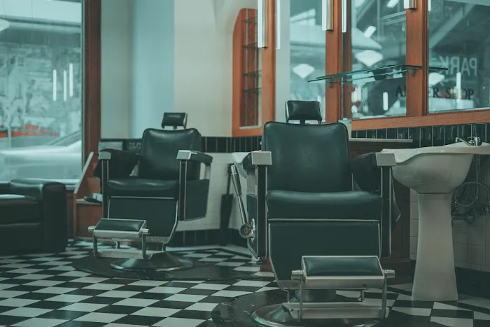 Relentless Barbershop Picture 8