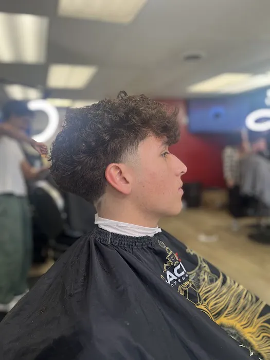 Miguel the Barber Picture 2