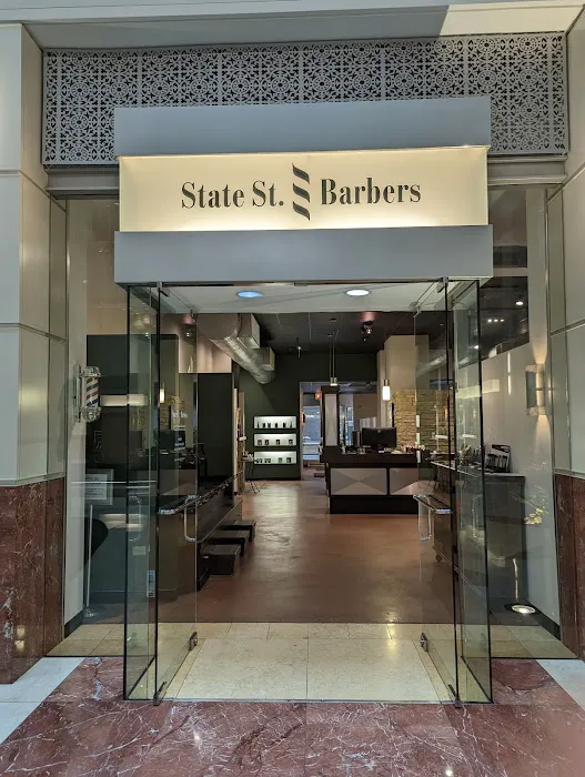 State Street Barbers Picture 7
