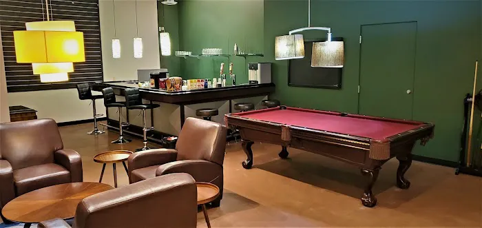 State Street Barbers Picture 8