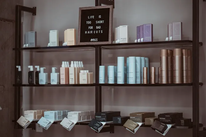 Van Buren Gentlemen's Salon Picture 4