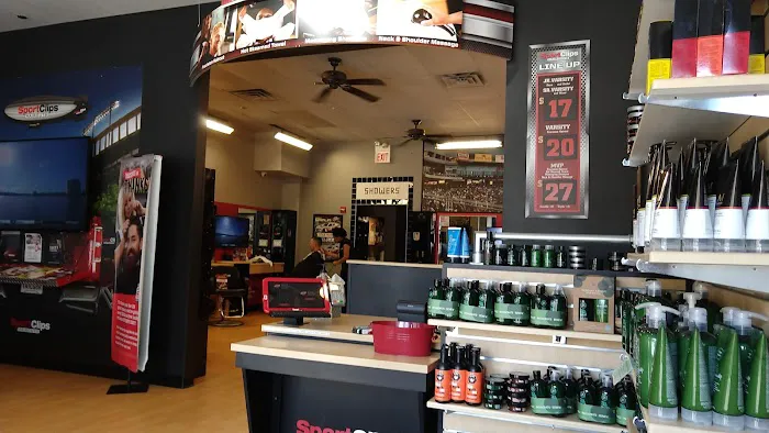 Sport Clips Haircuts of South Loop Chicago Picture 8