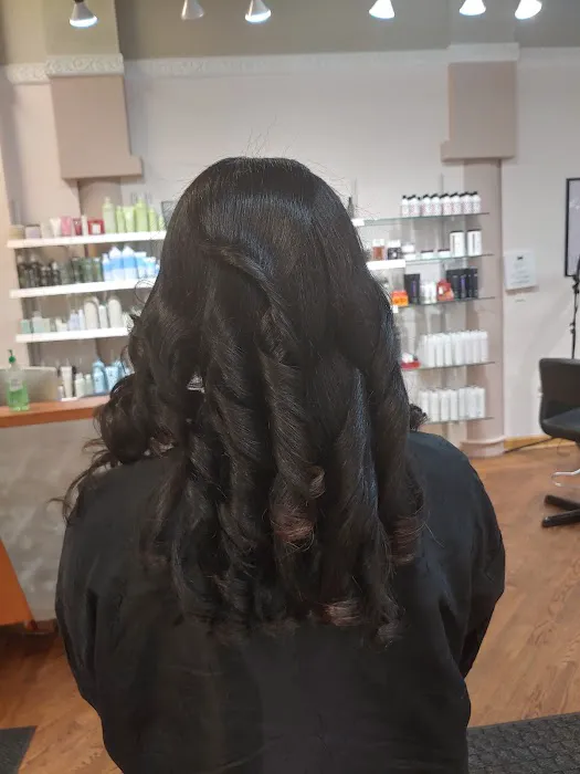 Yehia & Co. Hair Designs Picture 8