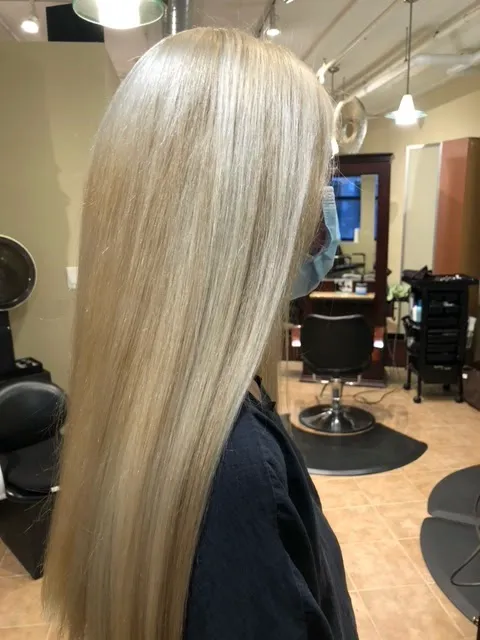 Studio 8 Hair Salon Picture 7