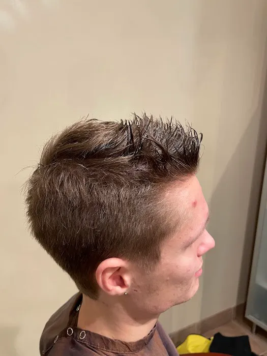 Studio 8 Hair Salon Picture 6