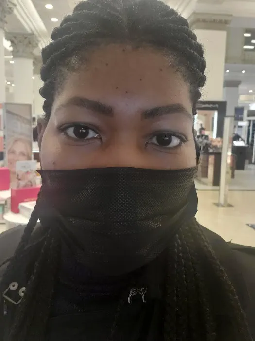 Benefit Cosmetics BrowBar Picture 7