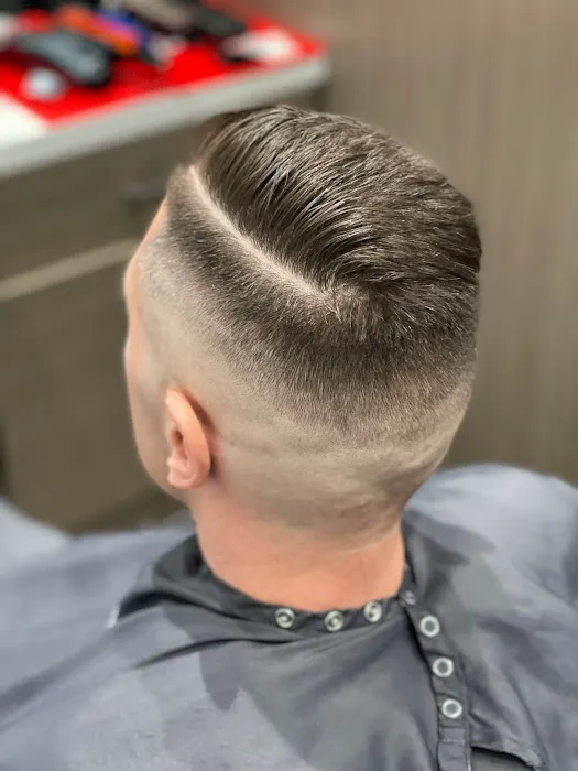 Fresh Cutz By Laura Picture 1
