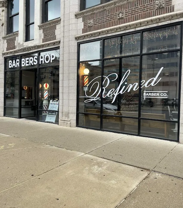 Refined Barber Co. West Loop Picture 4