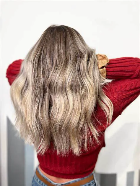 XEX Salon Picture 1