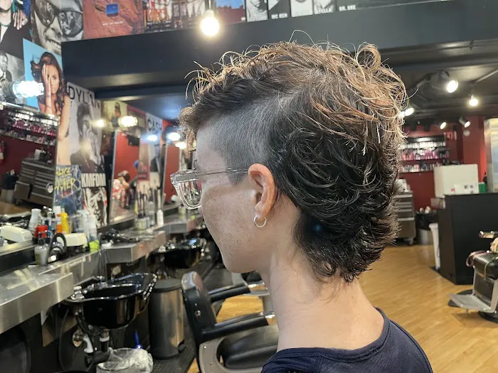 Chrissy Cuts Picture 6