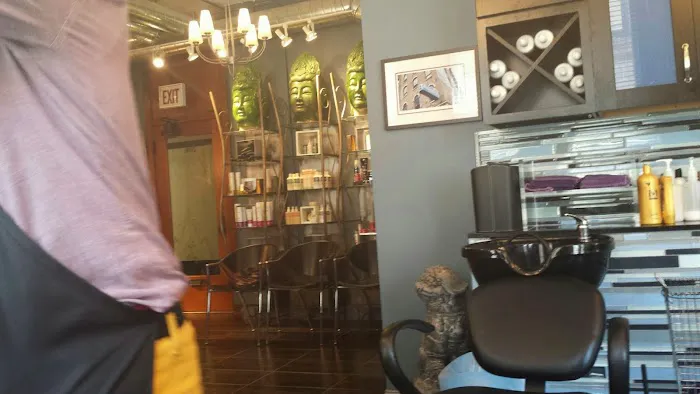 Salon 29 Picture 4