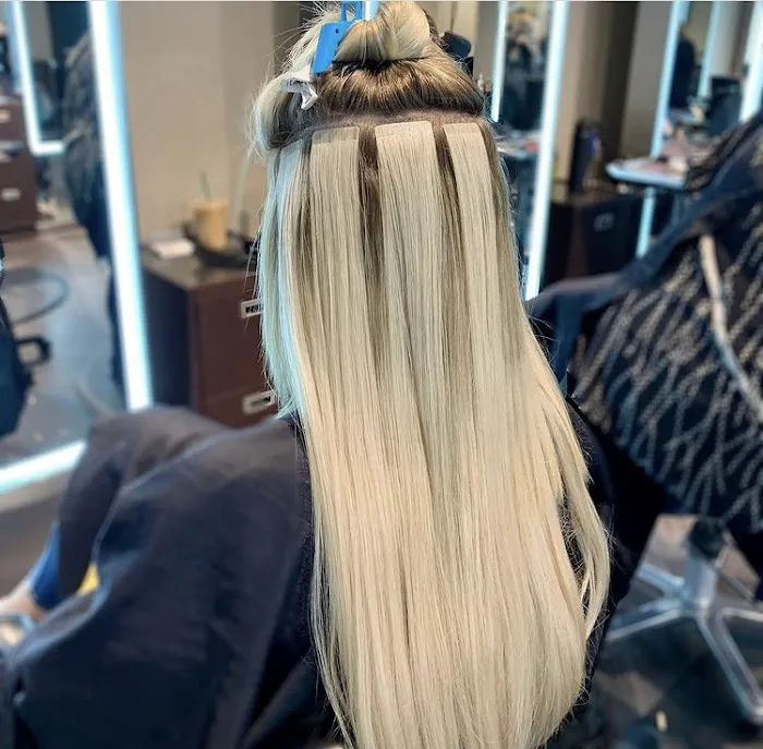 Thomas West Salon Picture 3