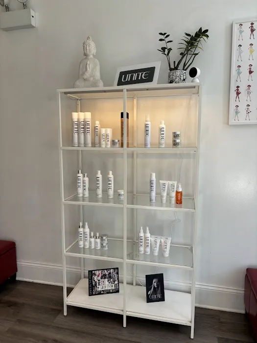 Trixie Girl Blow Dry Bar - West Loop Picture 3