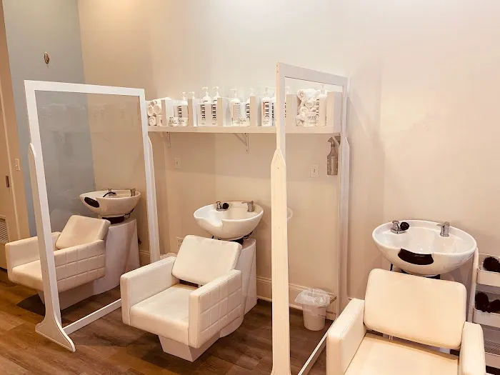 Trixie Girl Blow Dry Bar - West Loop Picture 5