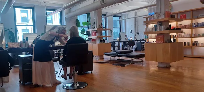 Goran Coban Salon | River North Picture 7