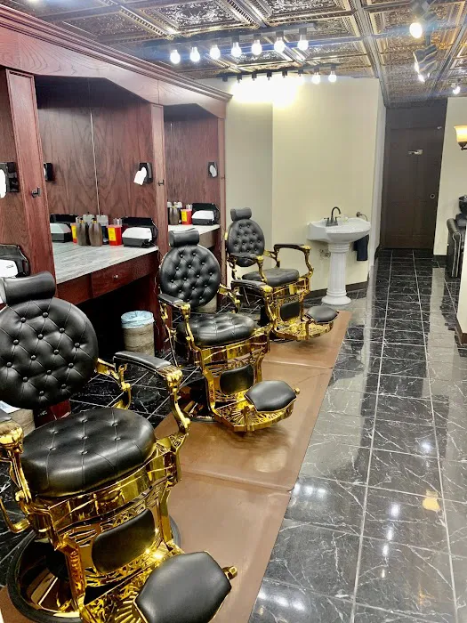 Gents Barber Lounge Picture 1