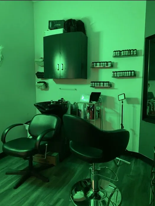 Salone Trè - Chicago Hair Salon Picture 8