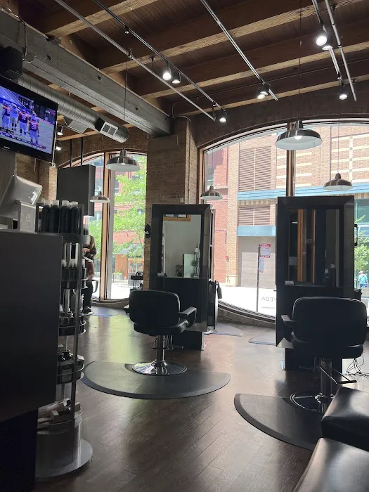 iMALE SALON FOR MEN Picture 3