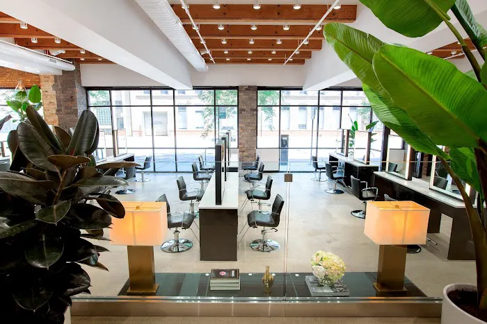 Arsova Salon Picture 1