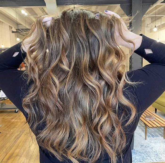 3rd Coast Salon Picture 6