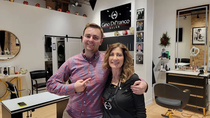 Gino DiFranco Salon Picture 4