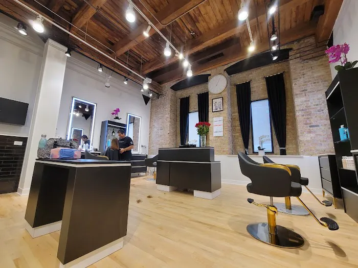 Gino DiFranco Salon Picture 2