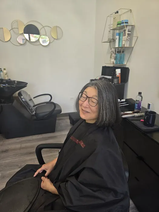 All Textures Beauty, Barber & Hair Extensions Salon Picture 10
