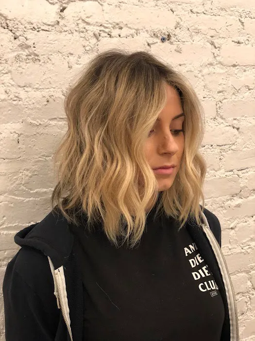 KP Hair Color Picture 7