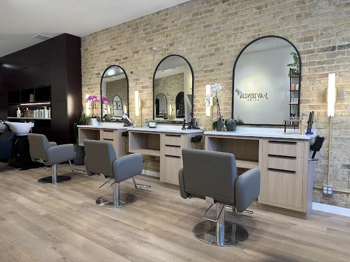 J. Avienda Salon Picture 3