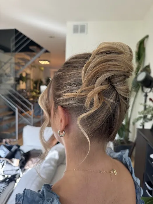 Lauren Taylor Hair Picture 8