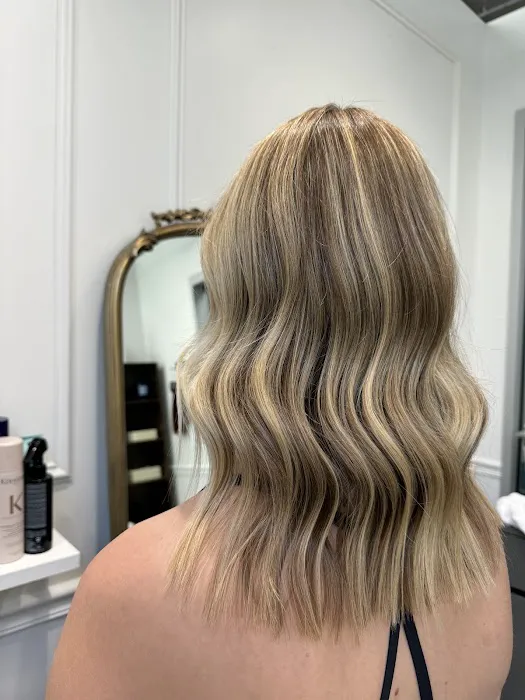Lauren Taylor Hair Picture 3