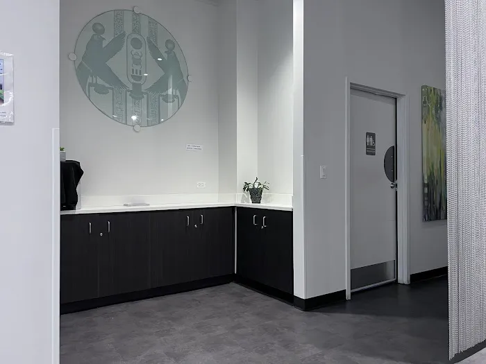 Van Cleef Hair Studio Picture 10