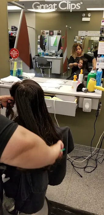 Great Clips Picture 2