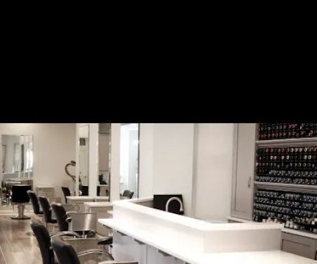 Salon O Sixty-Five