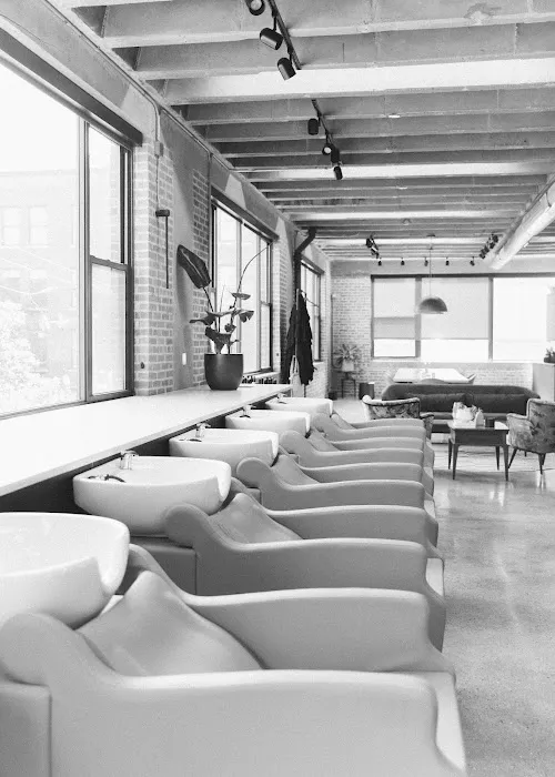 RMCM Salon Picture 8