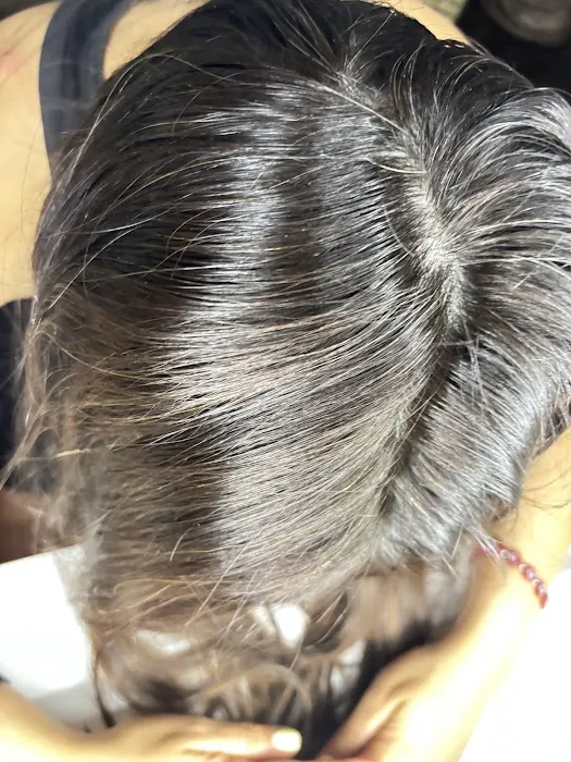 RMCM Salon Picture 10
