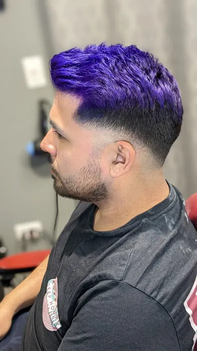 West Loop Gentlemen's Salon Picture 1