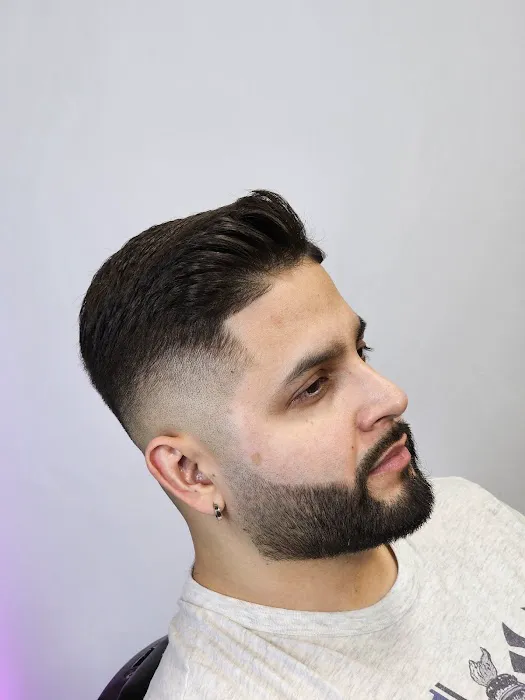 Zeze Barber Studio Picture 4