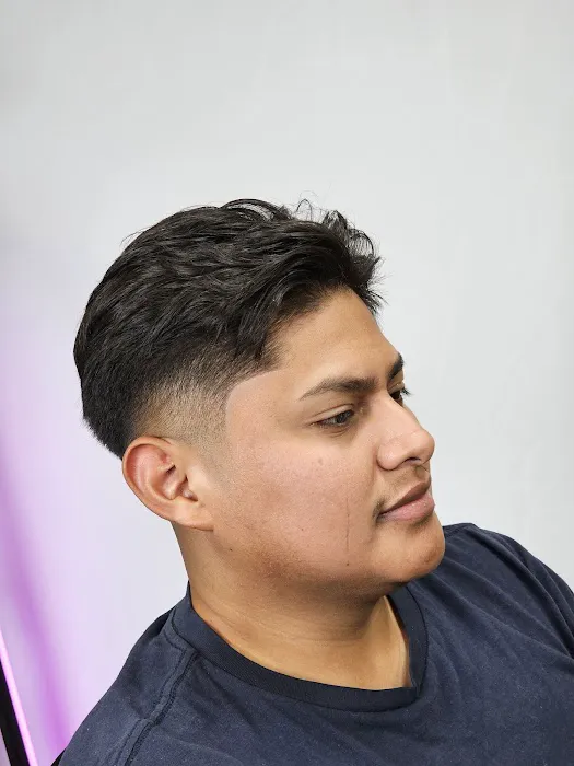 Zeze Barber Studio Picture 3