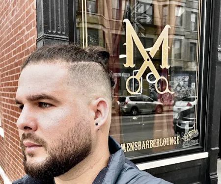Mens barber lounge