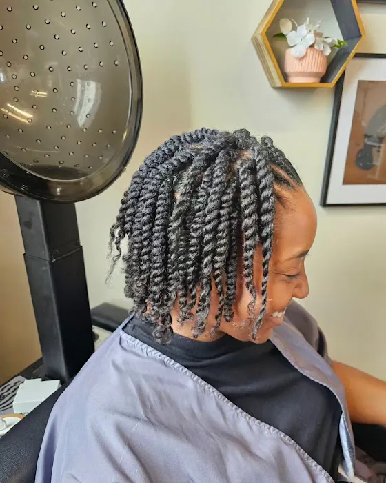 Raki Loves Hair, PLLC Picture 9
