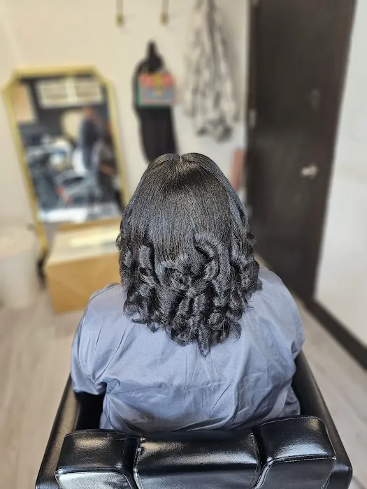 Raki Loves Hair, PLLC Picture 2