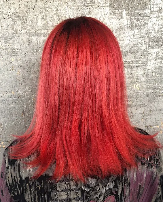 a.salon Pilsen Picture 7