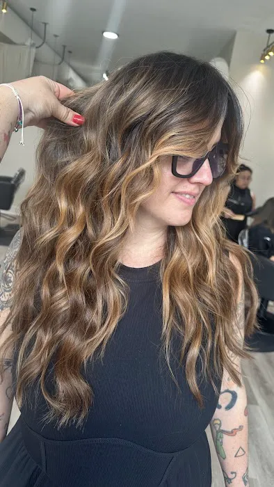 La Julieta Salon Picture 6
