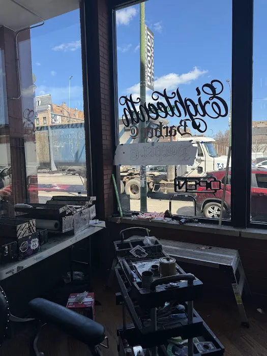 Eighteenth Barber Co Picture 2