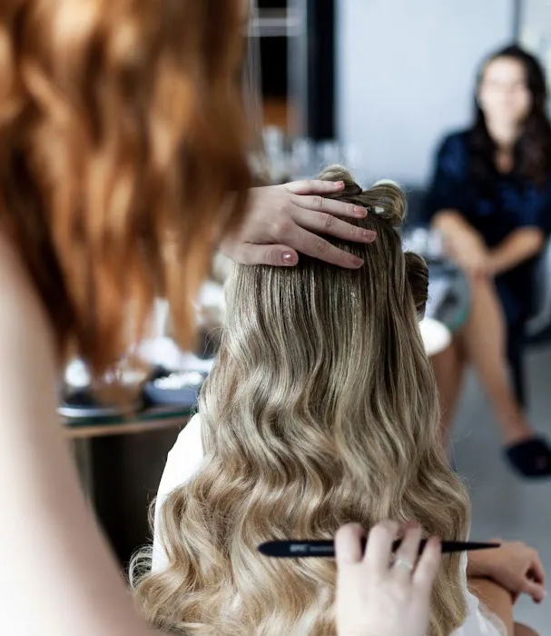 Hannah Aubrey Hair Picture 3