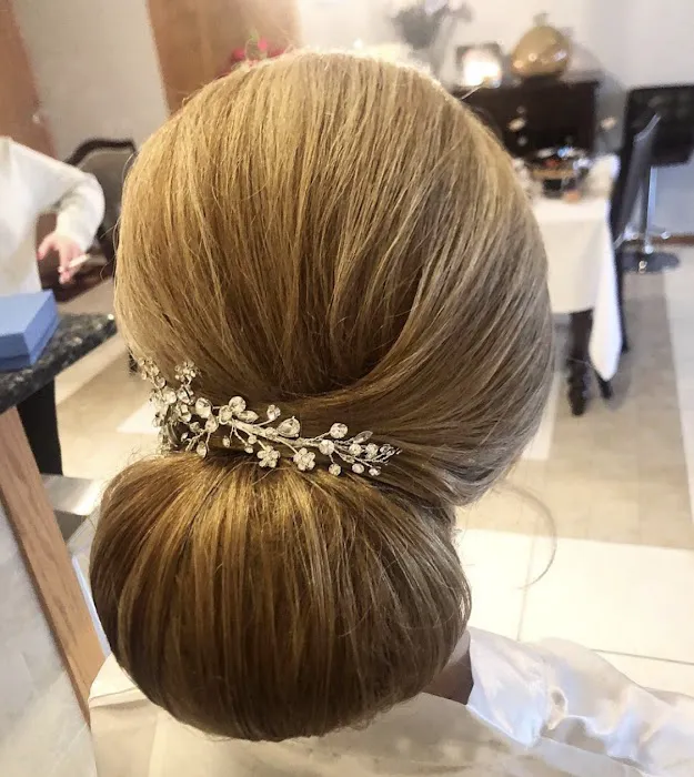 Hannah Aubrey Hair Picture 5