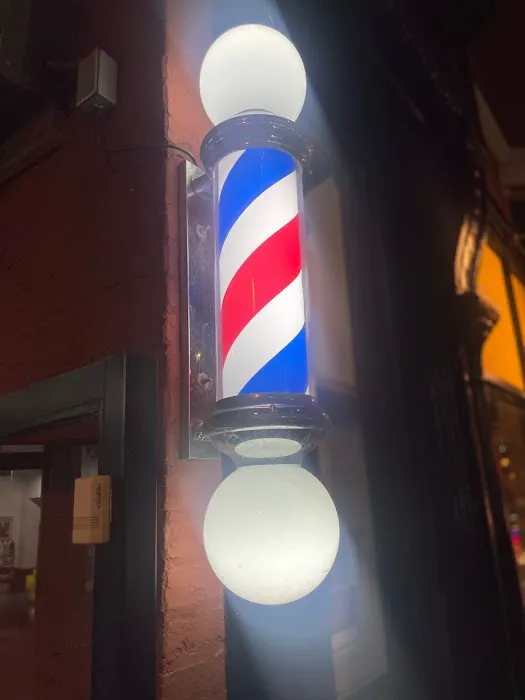 Alfredo's BarberShop Picture 3