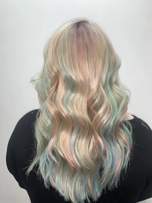 JLUX SALON Picture 6