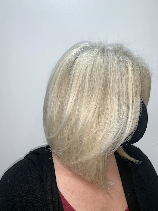 JLUX SALON Picture 10